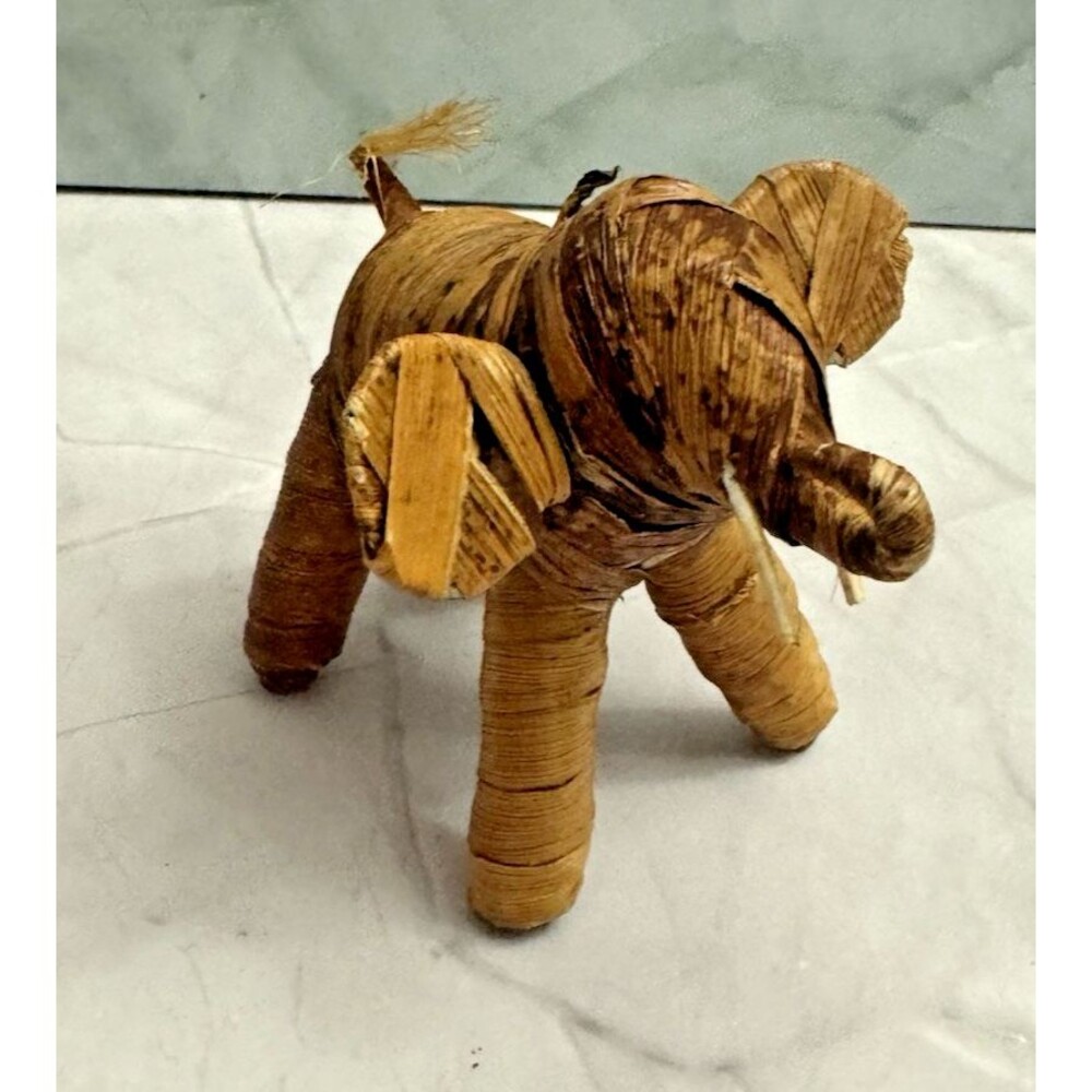 Handmade African Banana Fiber Elephant Figurine 4" Woven Folk Art Safari Decor